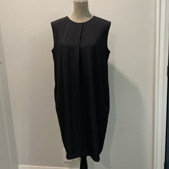 Uniqlo Black sleeveless shift dress size medium - Picture 11 of 15